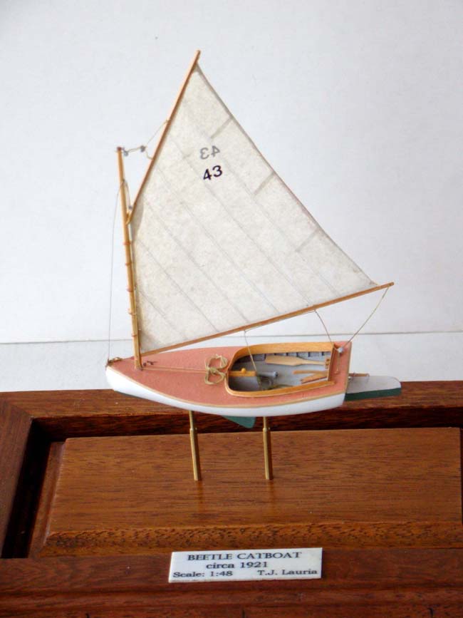 A fabulous miniature scale model of a circa 1921 BEETLE CATBOAT — image 4